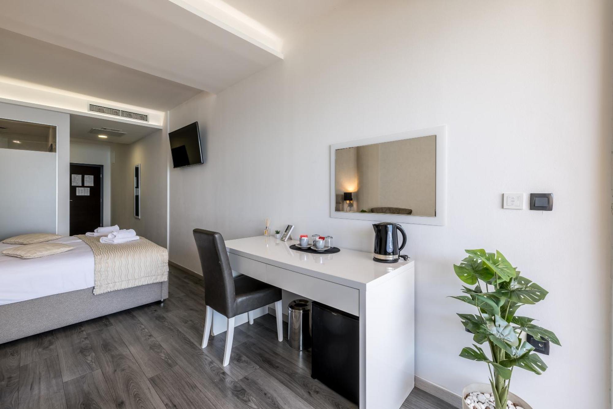 Sea View Luxury Rooms Seven Of Nine Split Kültér fotó